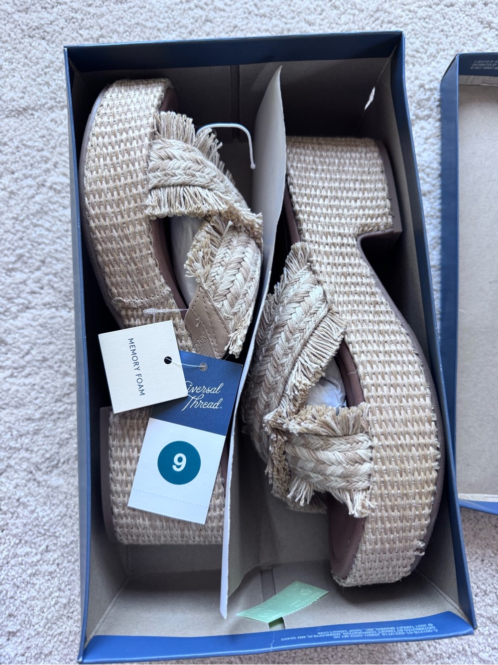 Universal Thread Women's Beige Woven Platform Sandals - Size 9